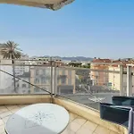 Semesterbostad Lb Vacation I High Floor Sea View 2br With Balcony & Garage