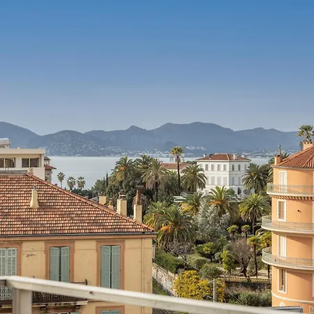 Lb Vacation I High Floor Sea View 2br With Balcony & Garage Сasa de vacaciones *
