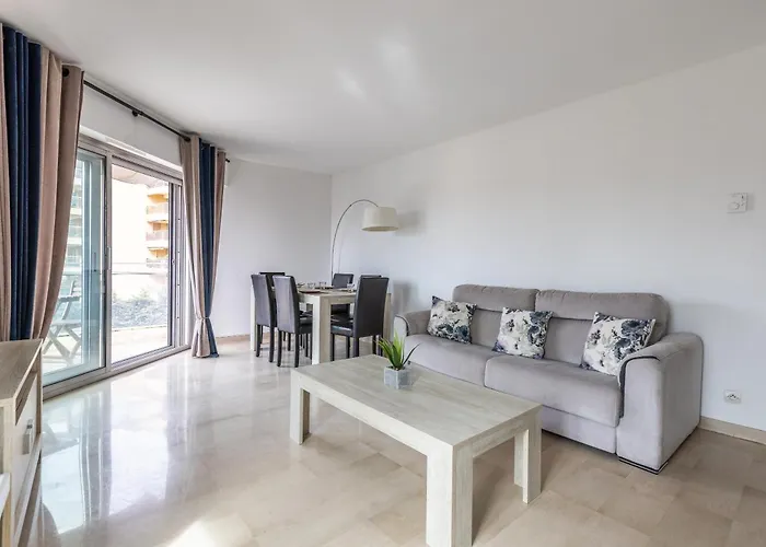 Lb Vacation I High Floor Sea View 2br With Balcony & Garage * Cannes
