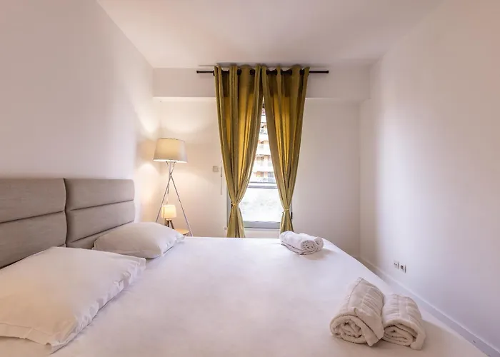 Lb Vacation I High Floor Sea View 2br With Balcony & Garage Cannes