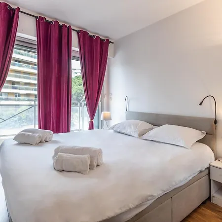 Ferienhaus Lb Vacation I High Floor Sea View 2br With Balcony & Garage Cannes