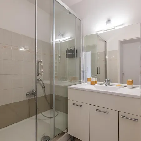 Lb Vacation I High Floor Sea View 2br With Balcony & Garage Cannes